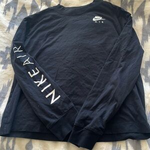 Cute Nike athletic long sleeve tee